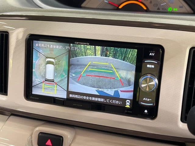 Car thumbnail 4