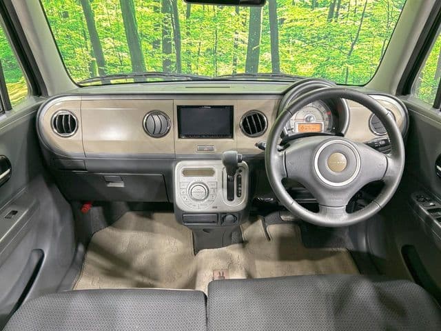 Car thumbnail 2