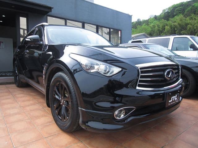 Car thumbnail 3