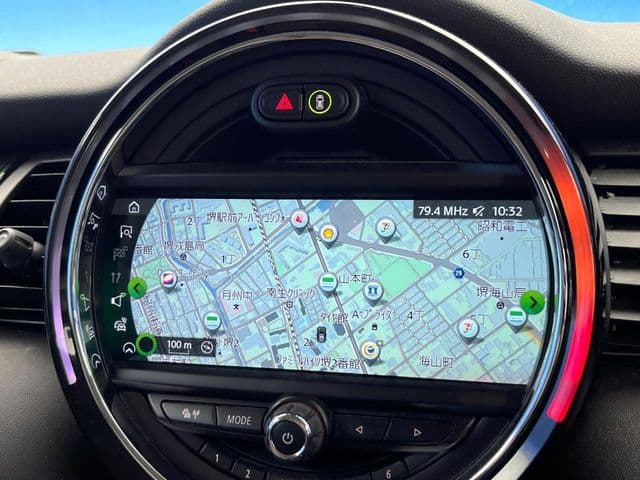 Car thumbnail 4