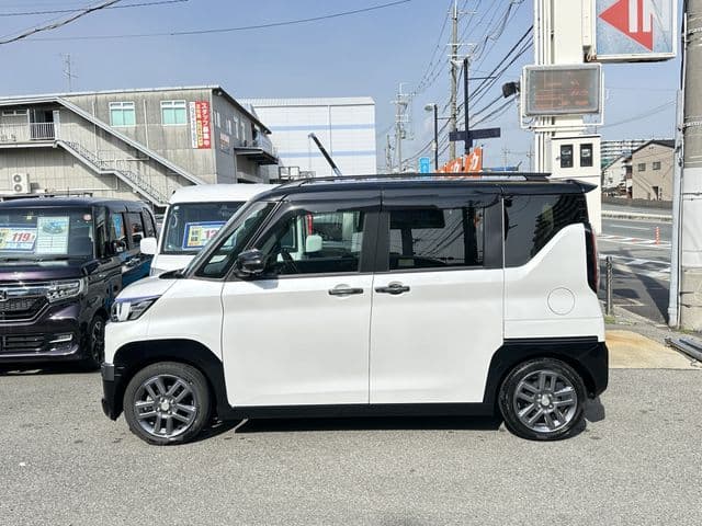Car thumbnail 4