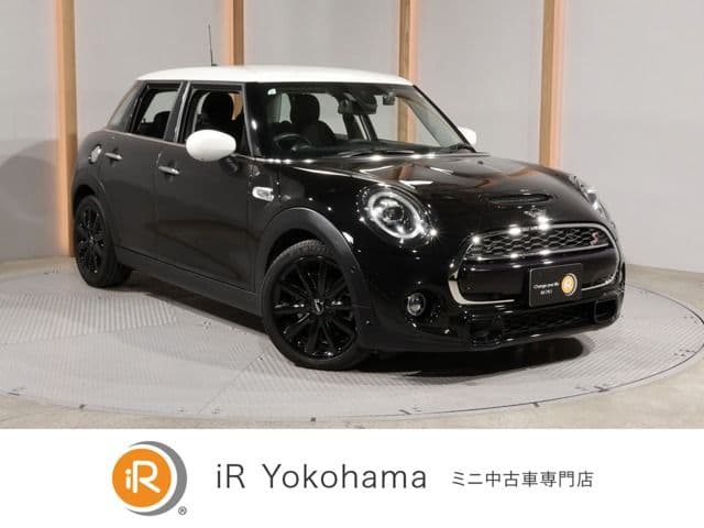 Car image 1