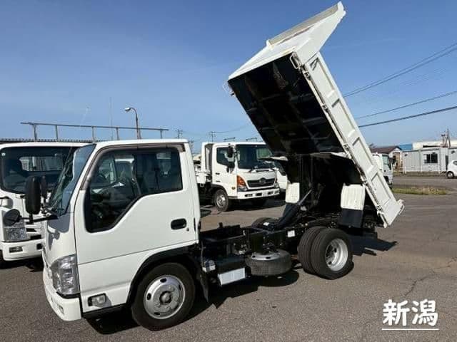 ISUZU