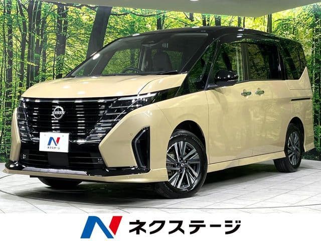 NISSAN