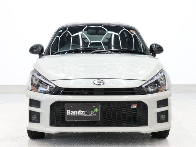Car thumbnail 4