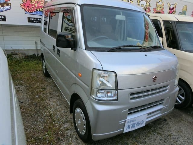 SUZUKI