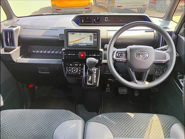 Car thumbnail 2