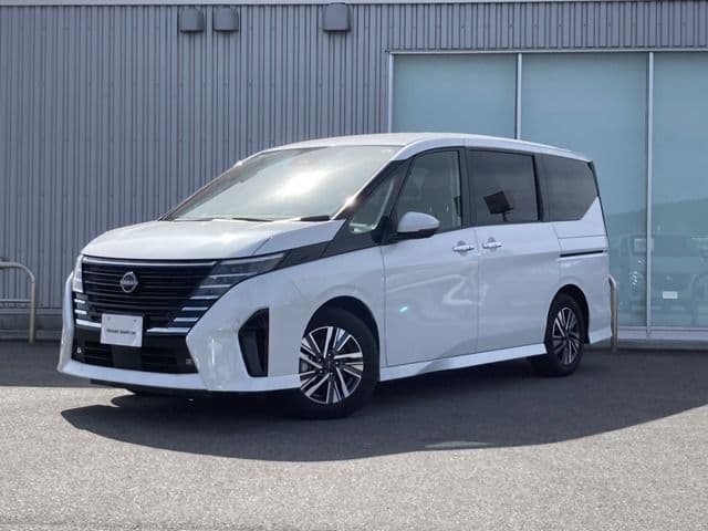NISSAN