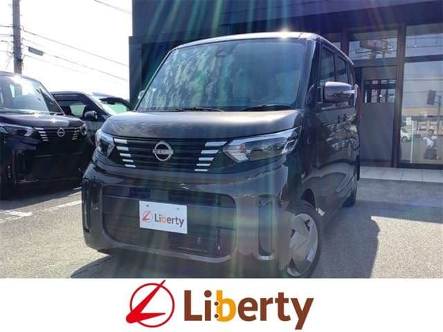 NISSAN