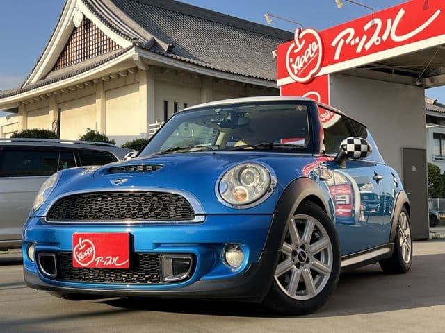 Car image 1