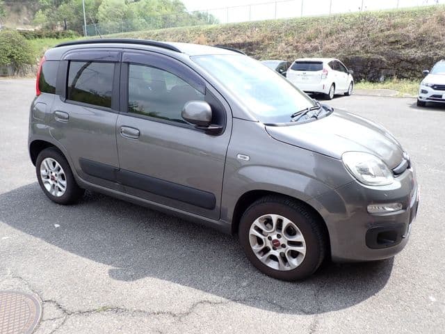 Car thumbnail 4