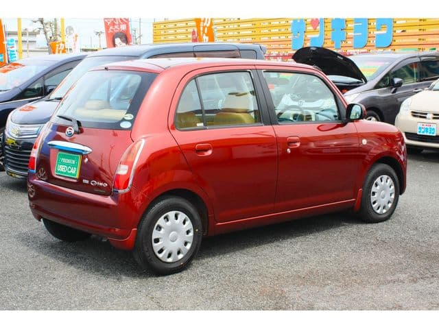 Car thumbnail 3
