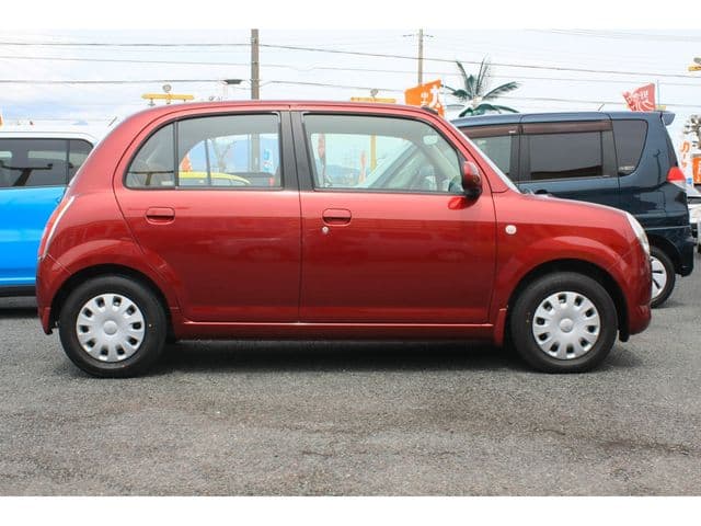 Car thumbnail 4