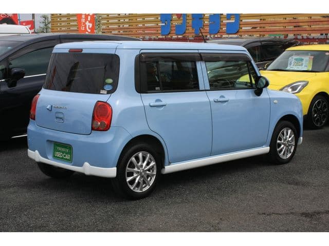 Car thumbnail 3