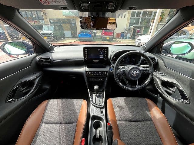 Car thumbnail 2