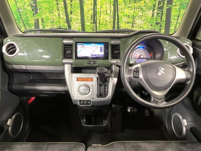 Car thumbnail 3