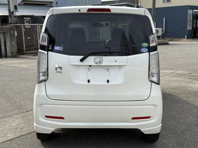 Car thumbnail 4