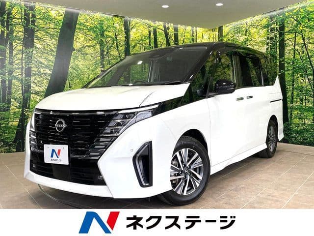 NISSAN