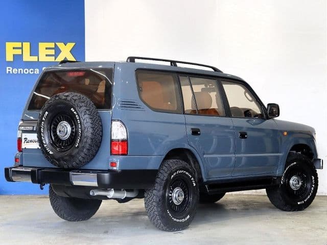 Car thumbnail 4