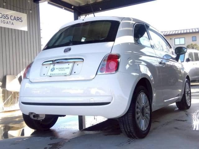 Car thumbnail 4