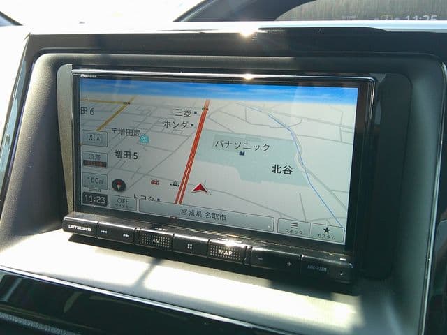 Car thumbnail 4