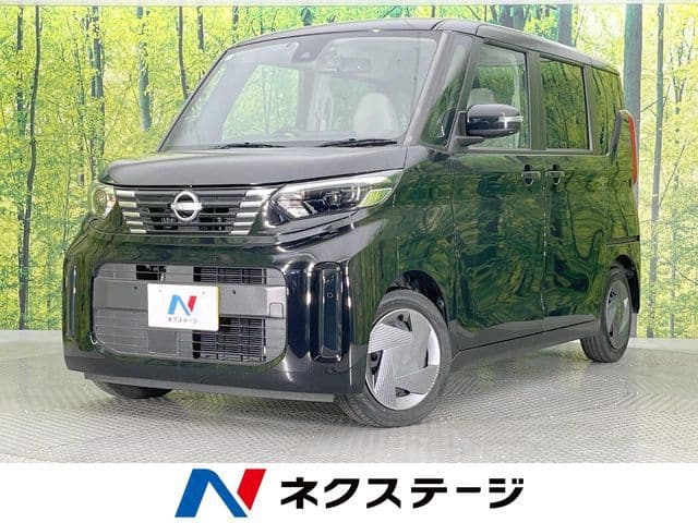 NISSAN