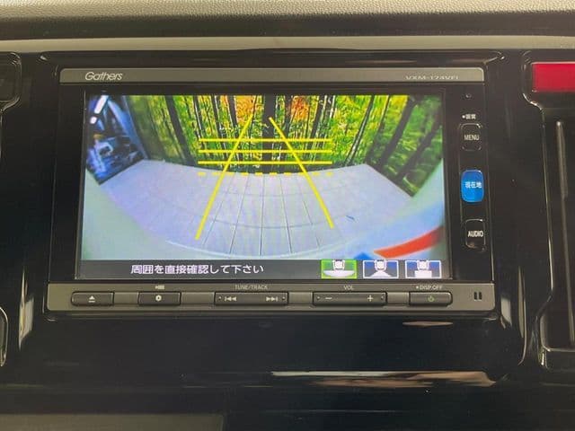 Car thumbnail 4