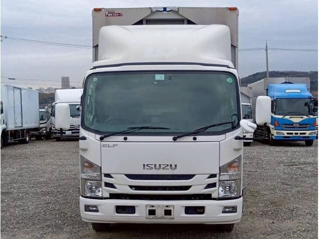 ISUZU