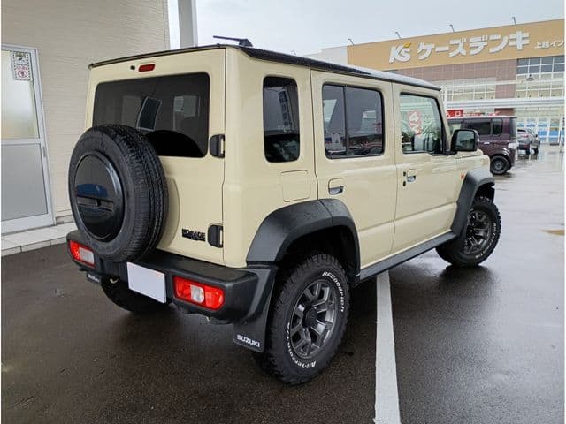 Car thumbnail 2
