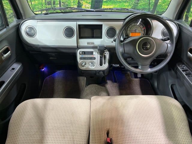 Car thumbnail 2