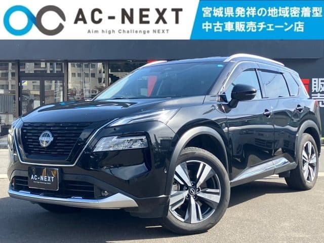 NISSAN