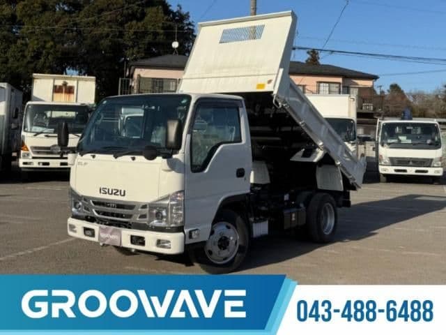 ISUZU