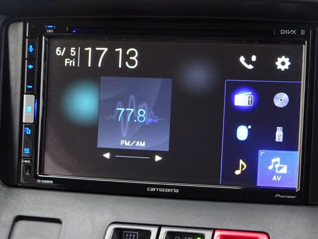 Car thumbnail 4
