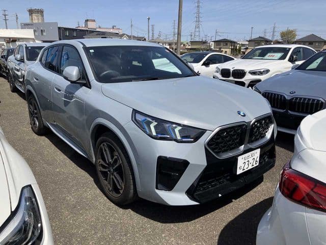 Car image 1