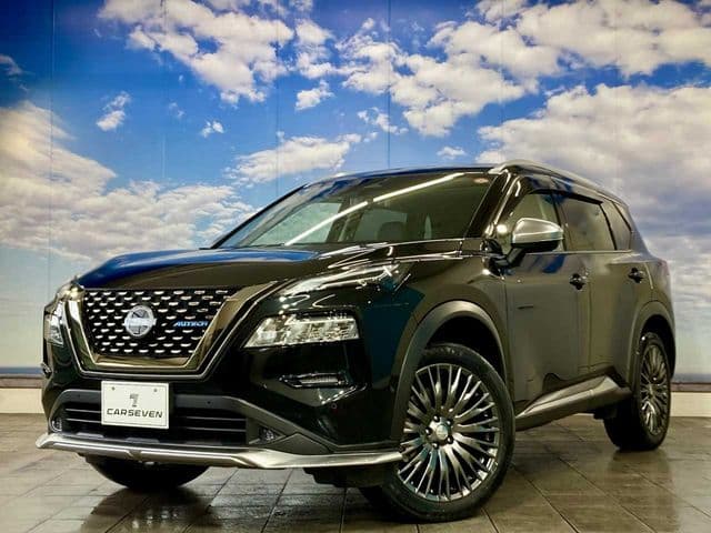 NISSAN