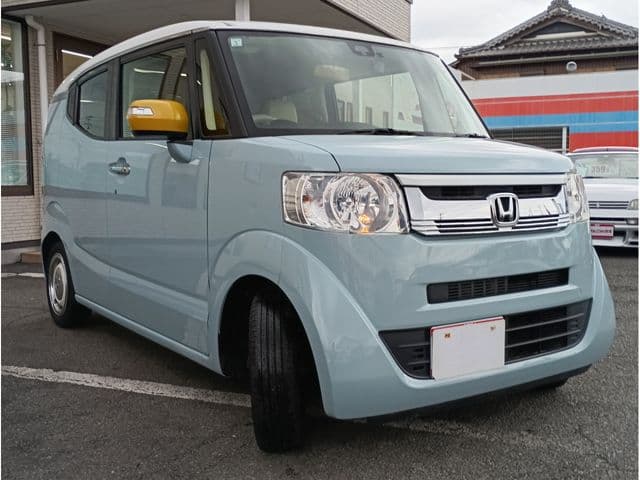 Car thumbnail 3