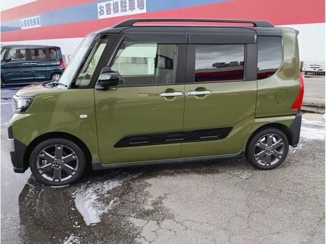 Car thumbnail 4