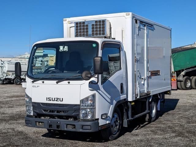 ISUZU