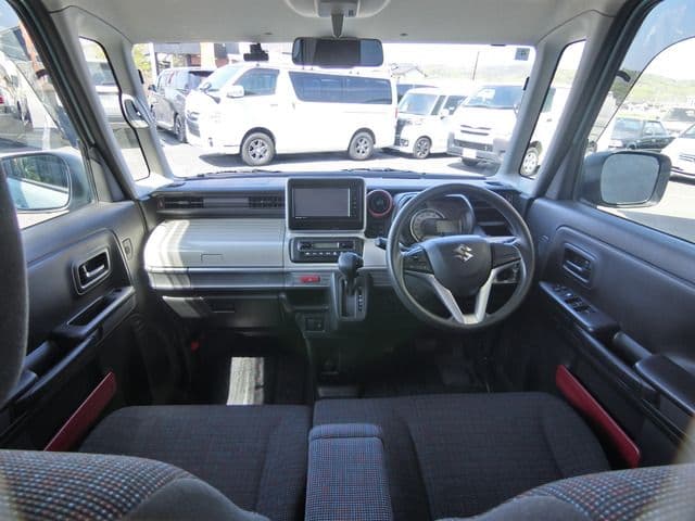 Car thumbnail 3