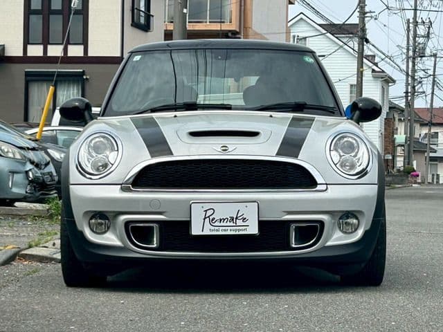 Car thumbnail 2