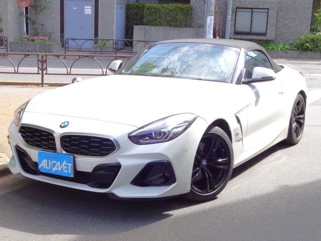 Car image 1