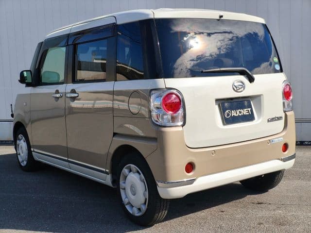 Car thumbnail 3