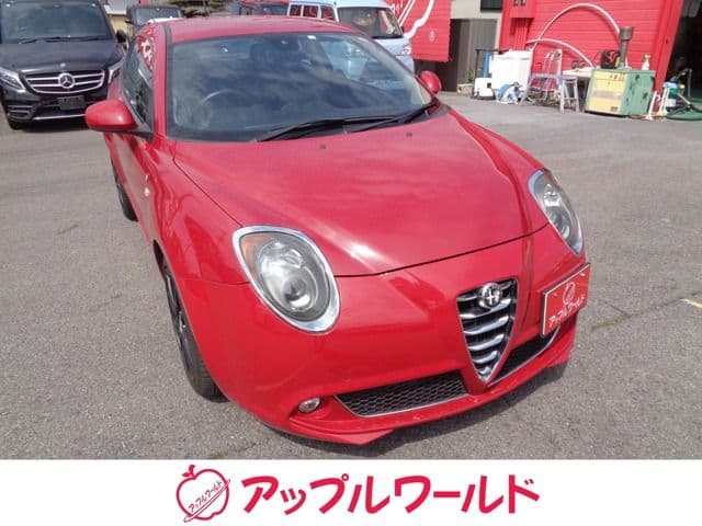 Car image 1