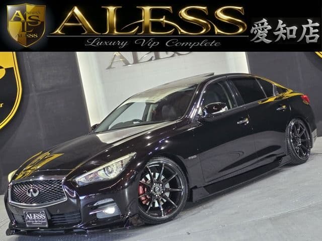 NISSAN