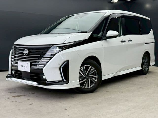 NISSAN