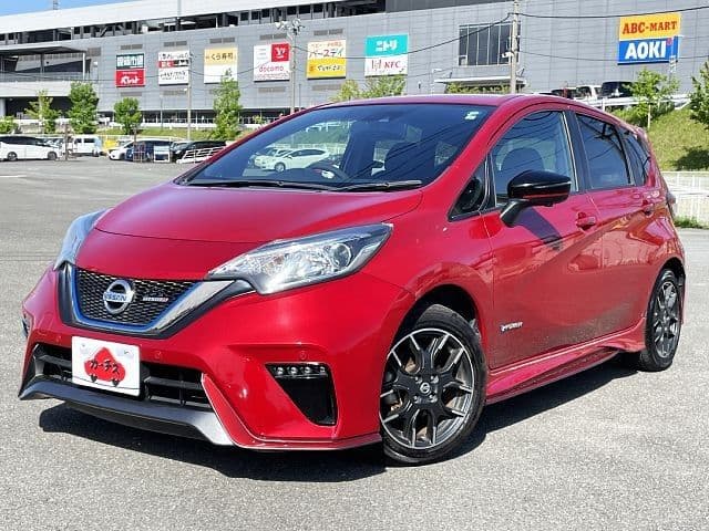 NISSAN