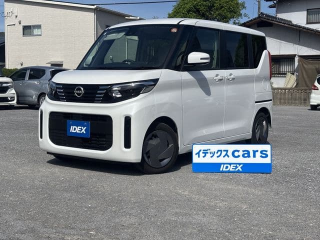 NISSAN