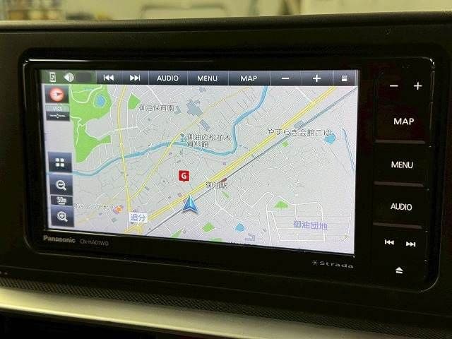 Car thumbnail 3