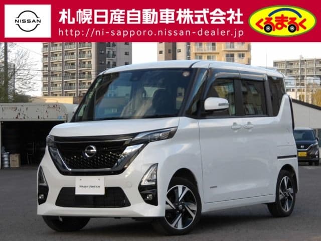 NISSAN