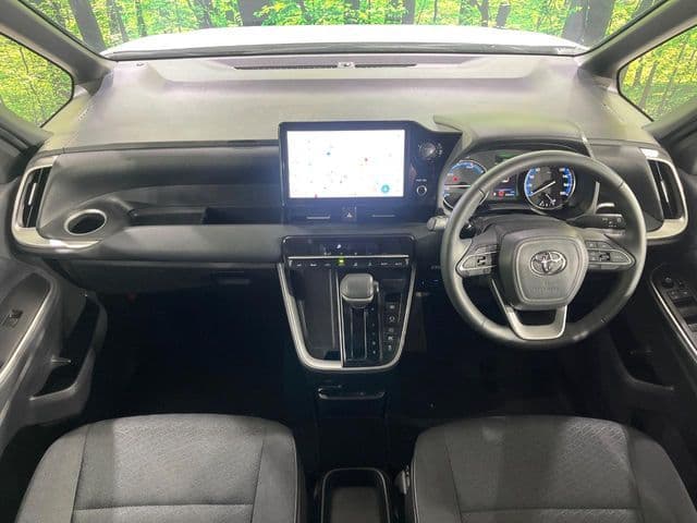 Car thumbnail 4